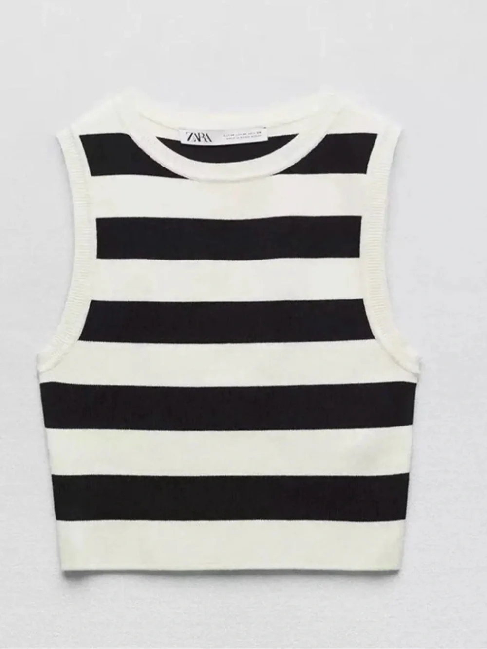 Zara Women’s Striped Black and White/Cream Cropped Tank Top size XS